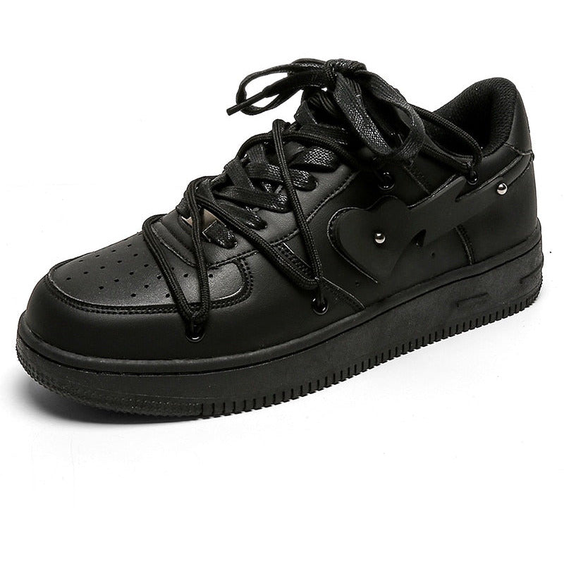 HYPExSTORE HEARTED ALL BLACK SNEAKER